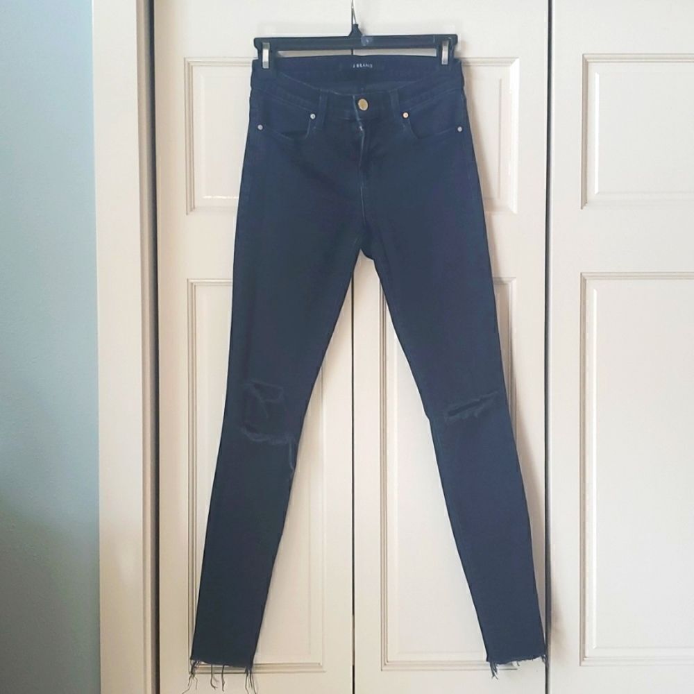 J BRAND JEANS, BLUE MERCY Skinny Jeans! Size 24, Excellent Condition!